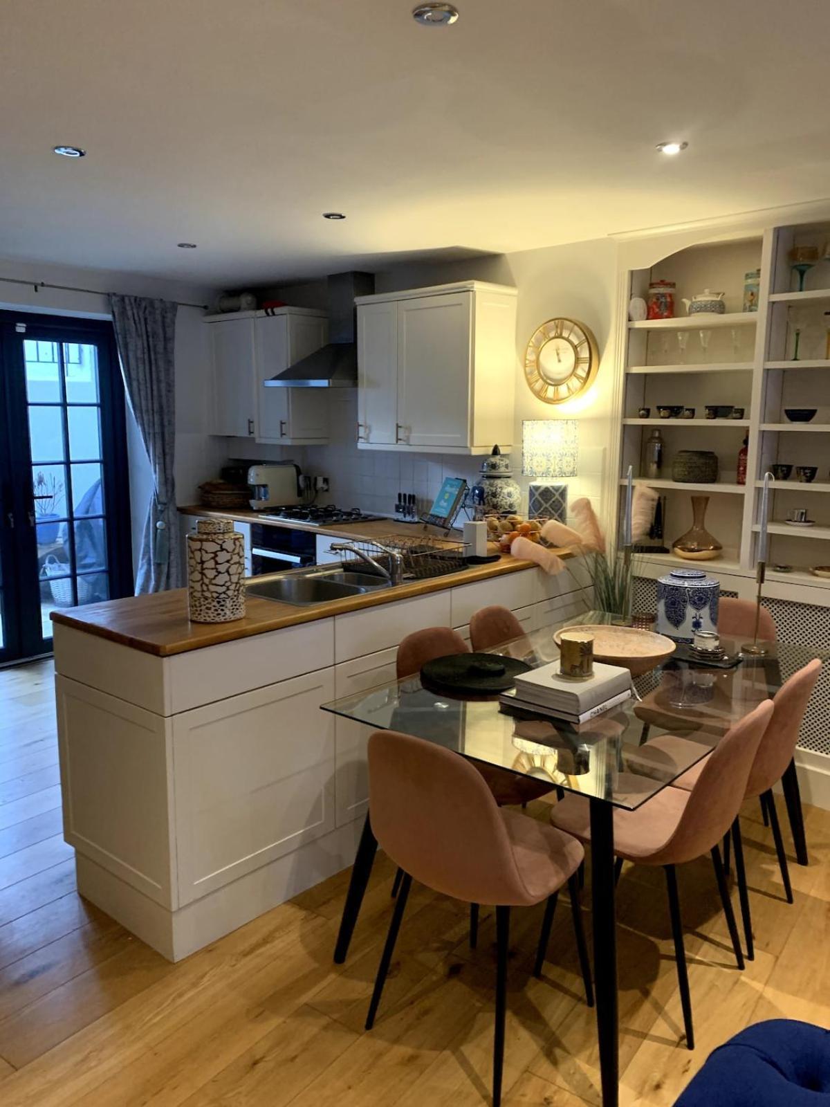 Stylish Two Bedroom Flat Clapham Appartement